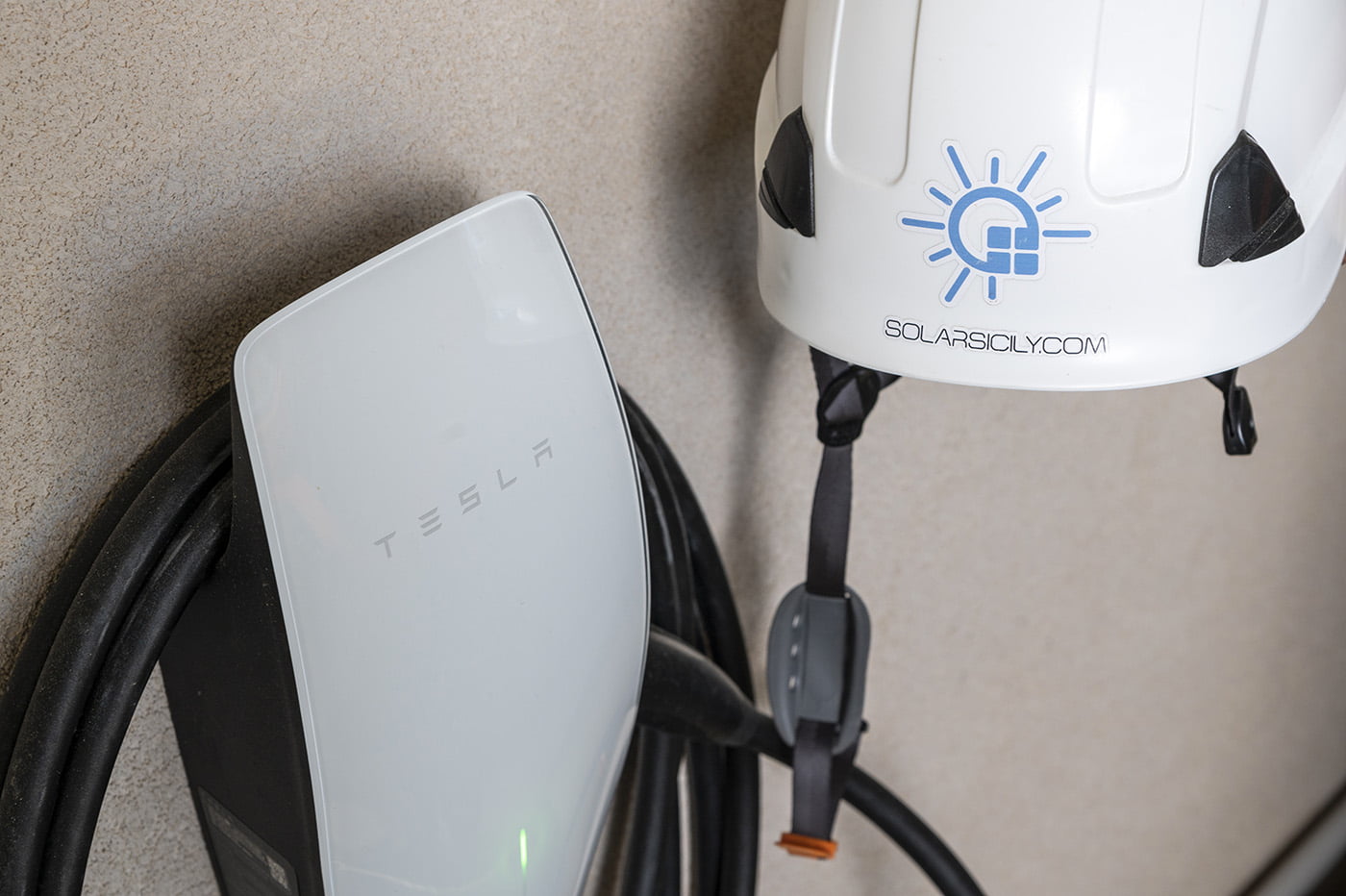 Tesla-Powerwall-installazione-SolarSicily